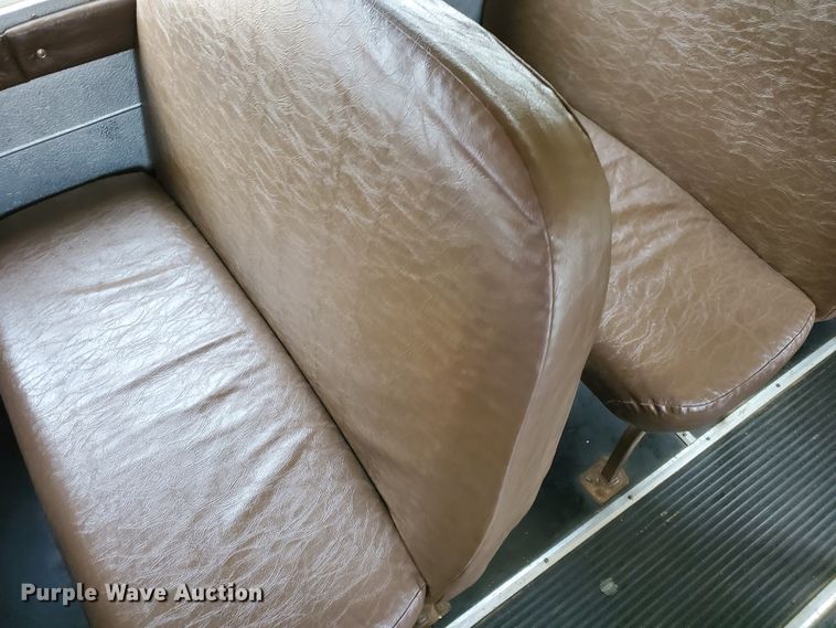 image for item HK9222 1997 Chevrolet  Blue Bird school bus