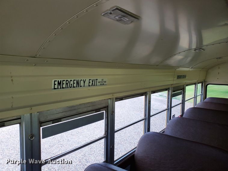 image for item HK9222 1997 Chevrolet  Blue Bird school bus