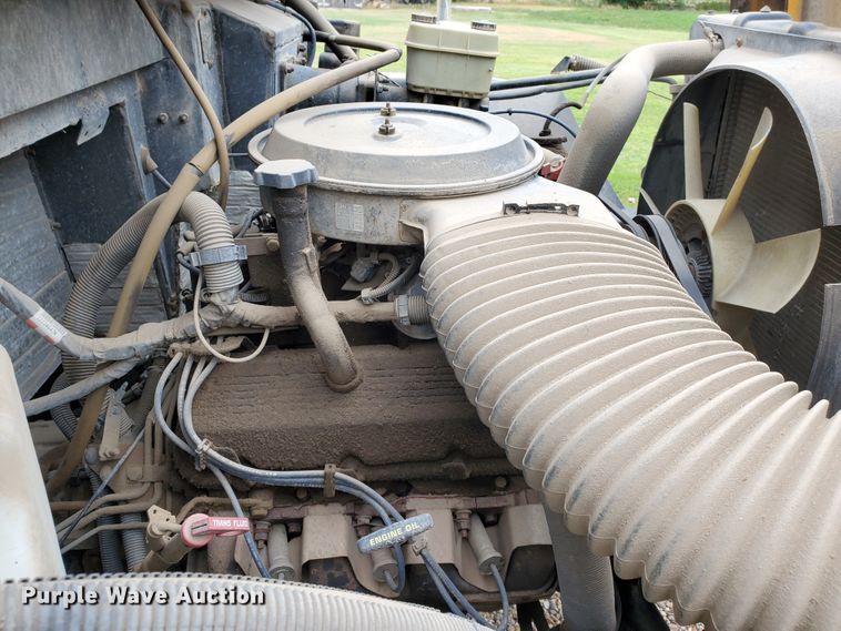 image for item HK9222 1997 Chevrolet  Blue Bird school bus