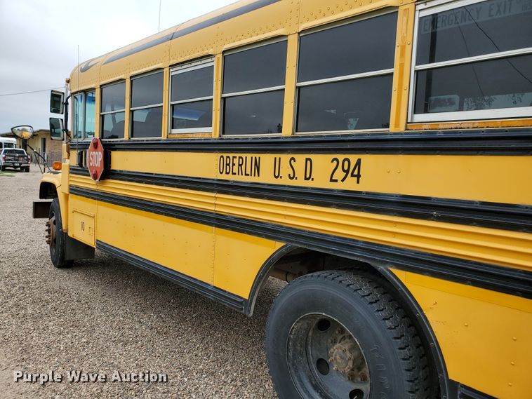 image for item HK9222 1997 Chevrolet  Blue Bird school bus