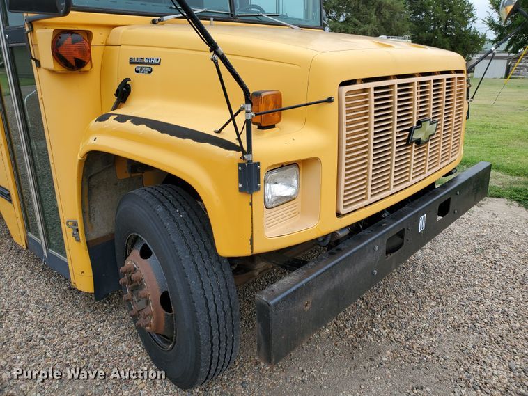 image for item HK9222 1997 Chevrolet  Blue Bird school bus