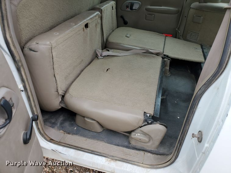 image for item HK9223 1996 Chevrolet Suburban C1500  SUV