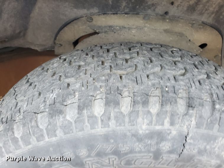 image for item HK9223 1996 Chevrolet Suburban C1500  SUV