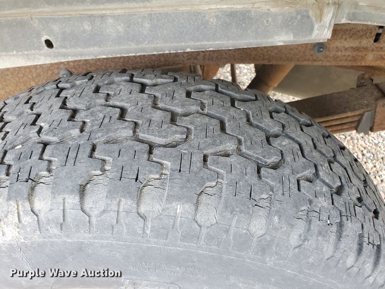 image for item HK9223 1996 Chevrolet Suburban C1500  SUV