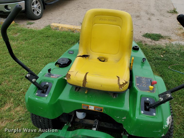 image for item HK9224 John Deere ZTrak F680 ZTR lawn mower