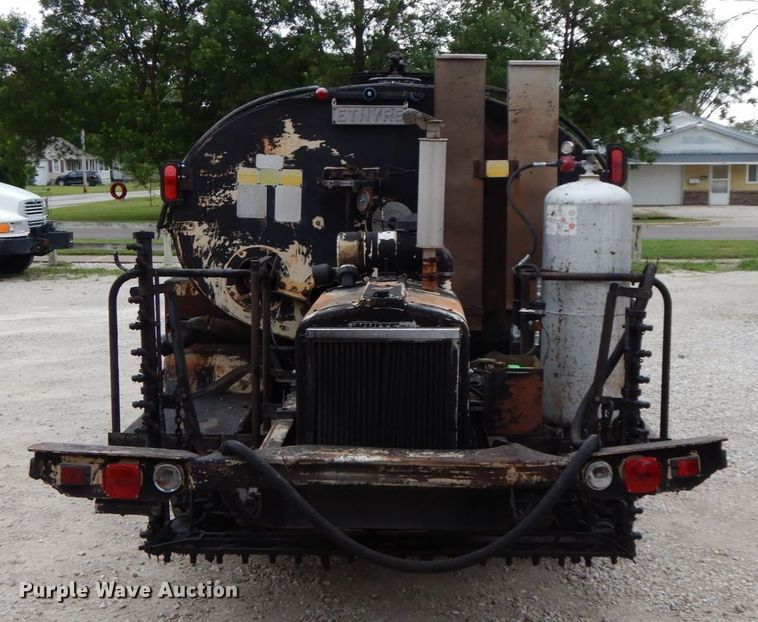 image for item HM9716 1985 Chevrolet 70  oil distributor truck