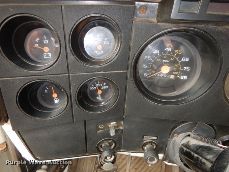 image for item HM9716 1985 Chevrolet 70  oil distributor truck