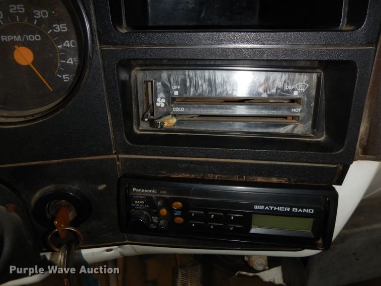 image for item HM9716 1985 Chevrolet 70  oil distributor truck