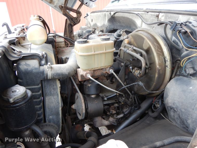 image for item HM9716 1985 Chevrolet 70  oil distributor truck