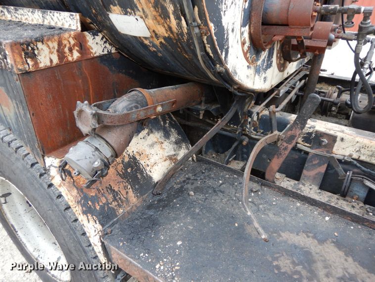 image for item HM9716 1985 Chevrolet 70  oil distributor truck