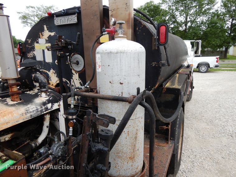 image for item HM9716 1985 Chevrolet 70  oil distributor truck