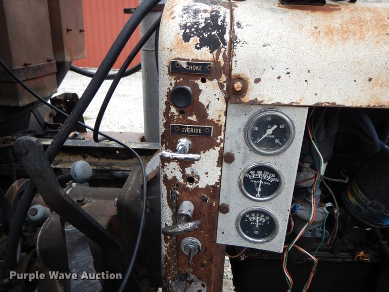 image for item HM9716 1985 Chevrolet 70  oil distributor truck