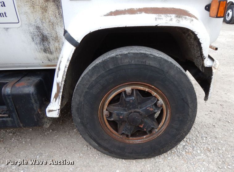 image for item HM9716 1985 Chevrolet 70  oil distributor truck