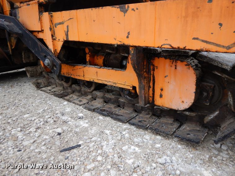 image for item HM9717 1998 Mauldin 690E  paver