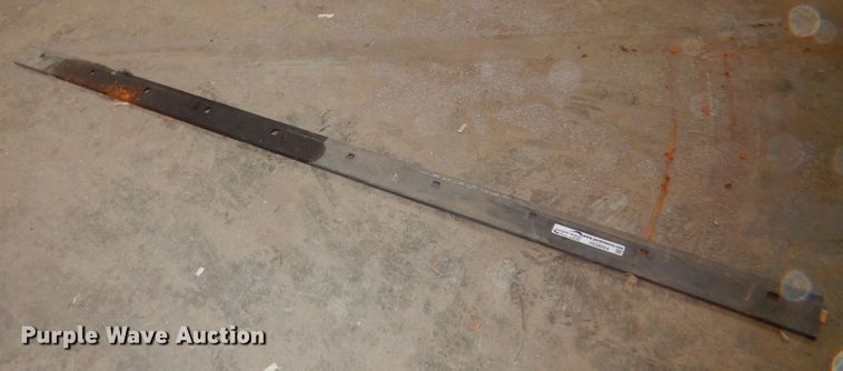 image for item HO9004 92.5"W wear bar