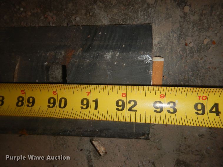 image for item HO9004 92.5"W wear bar