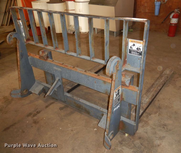 image for item HO9005 Paladin 100447-0733 pallet forks