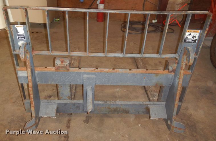 image for item HO9005 Paladin 100447-0733 pallet forks