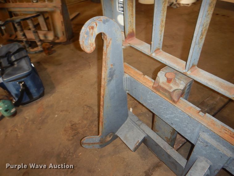 image for item HO9005 Paladin 100447-0733 pallet forks