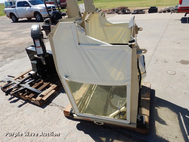 image for item HV9202 2011 Grasshopper 930D ZTR lawn mower