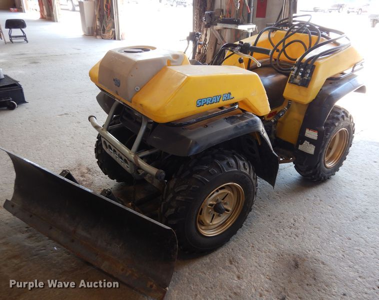 1995 Kodiak 400 ATV in Junction City, KS Item HV9393 sold Purple Wave