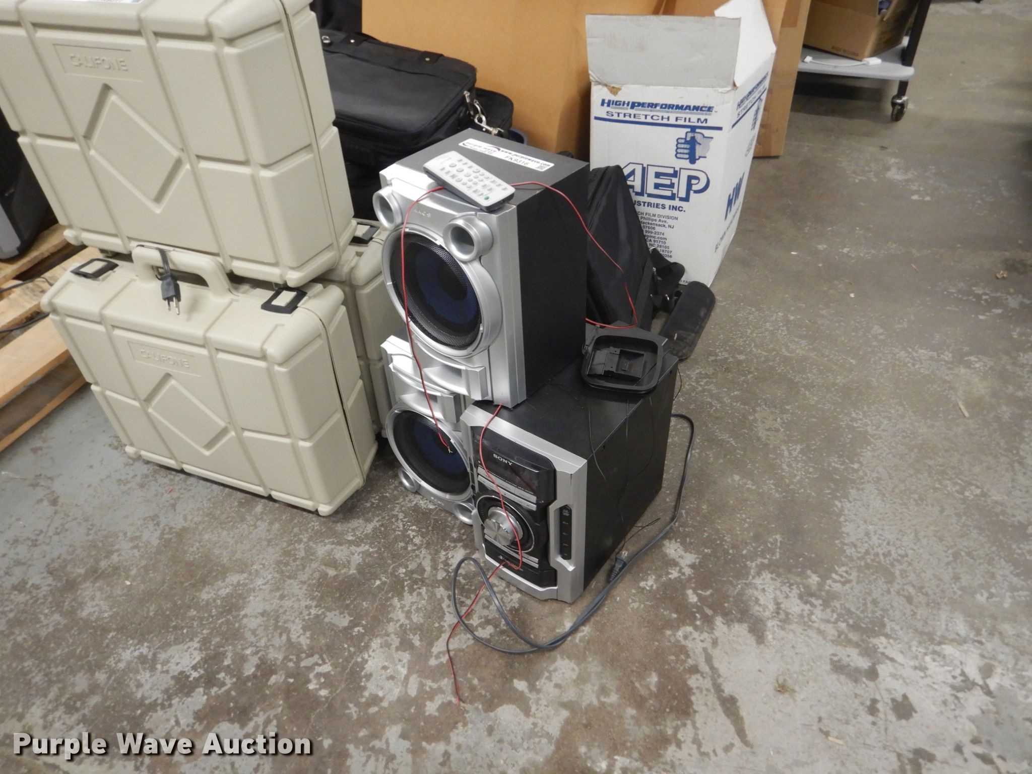 Sony stereo in Des Moines, IA Item FK9316 sold Purple Wave