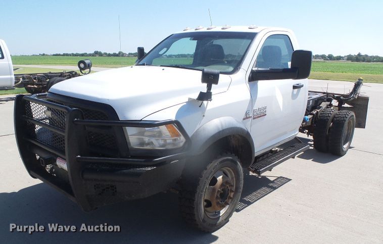 image for item DD0419 2013 Dodge Ram 5500  truck cab and chassis