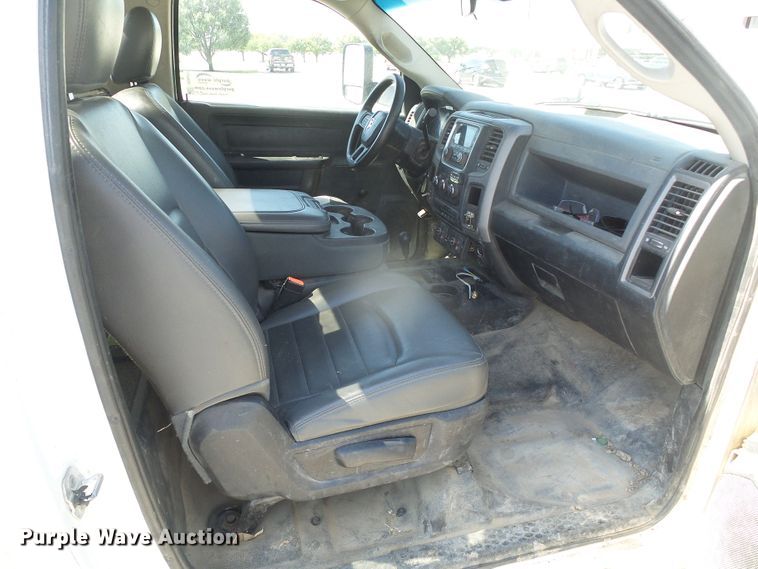 image for item DD0419 2013 Dodge Ram 5500  truck cab and chassis