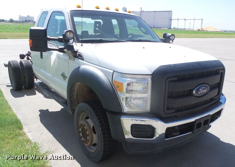 image for item DD0420 2013 Ford F550 Super Duty  truck cab and chassis
