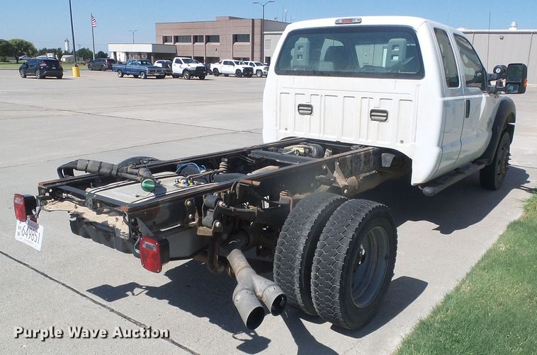 image for item DD0420 2013 Ford F550 Super Duty  truck cab and chassis