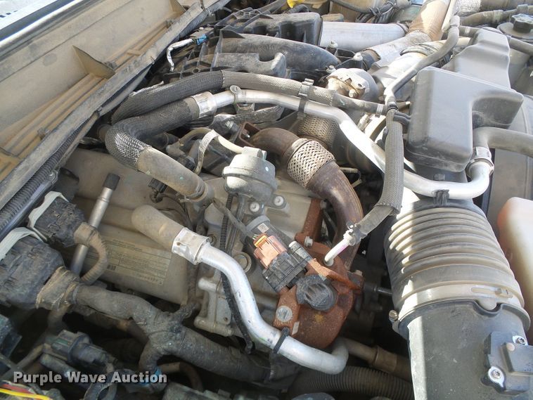 image for item DD0420 2013 Ford F550 Super Duty  truck cab and chassis