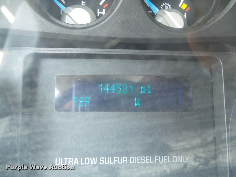 image for item DD0420 2013 Ford F550 Super Duty  truck cab and chassis