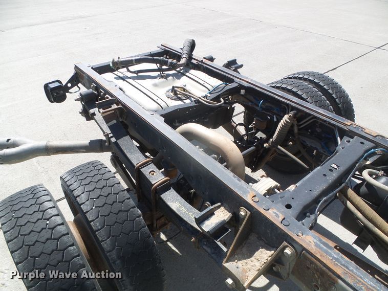 image for item DD0420 2013 Ford F550 Super Duty  truck cab and chassis