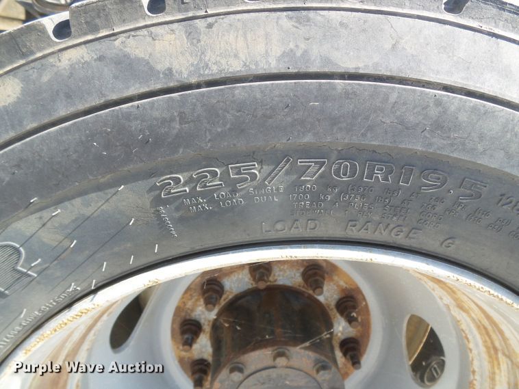 image for item DD0420 2013 Ford F550 Super Duty  truck cab and chassis