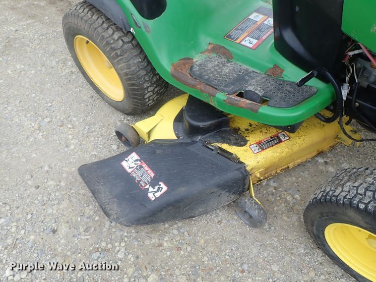 image for item DE0668 John Deere L120 lawn mower