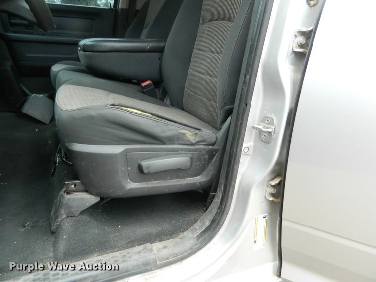 image for item DE4473 2009 Dodge Ram 1500  Quad Cab pickup truck