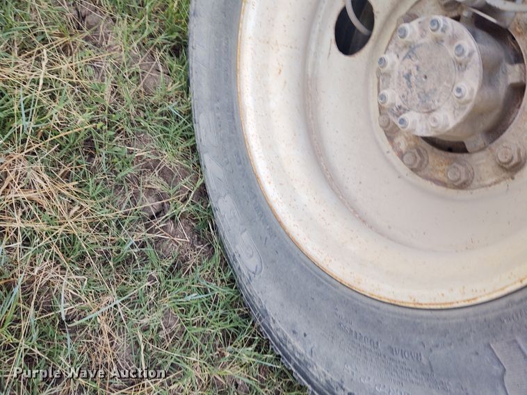 image for item DE6978 2007 International 4300  box truck