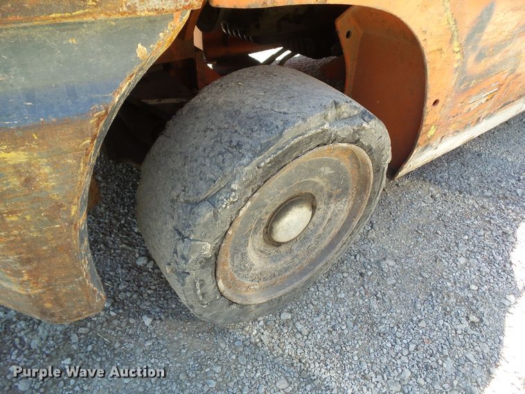 image for item DF0854 2005 Toyota 7FGCU25  forklift