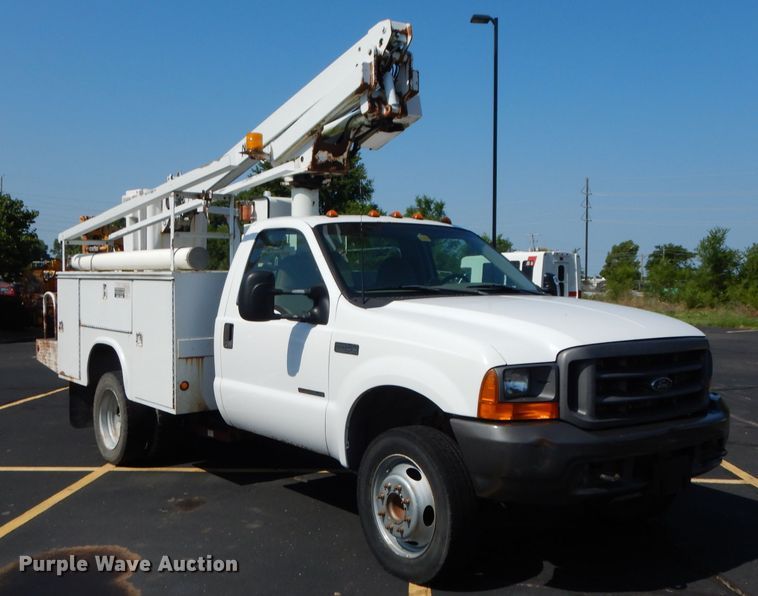 image for item DF4218 2000 Ford F450 Super Duty  bucket truck