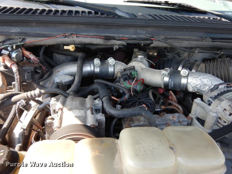 image for item DF4218 2000 Ford F450 Super Duty  bucket truck