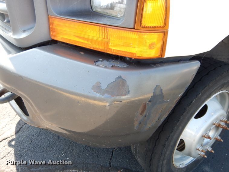 image for item DF4218 2000 Ford F450 Super Duty  bucket truck