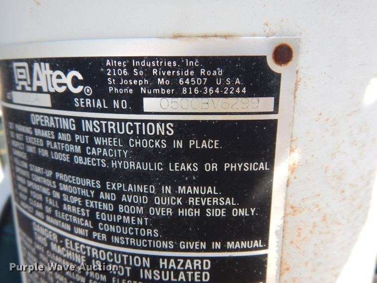 image for item DF4218 2000 Ford F450 Super Duty  bucket truck