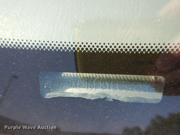 image for item DF4218 2000 Ford F450 Super Duty  bucket truck