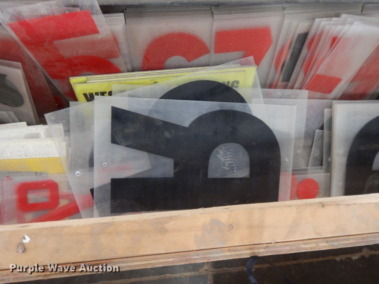 image for item DF5153 Lettering