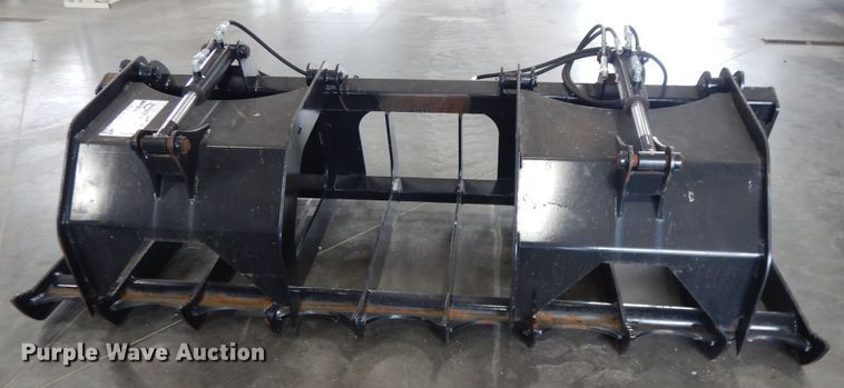 image for item DF5154 80"W skid steer root grapple bucket