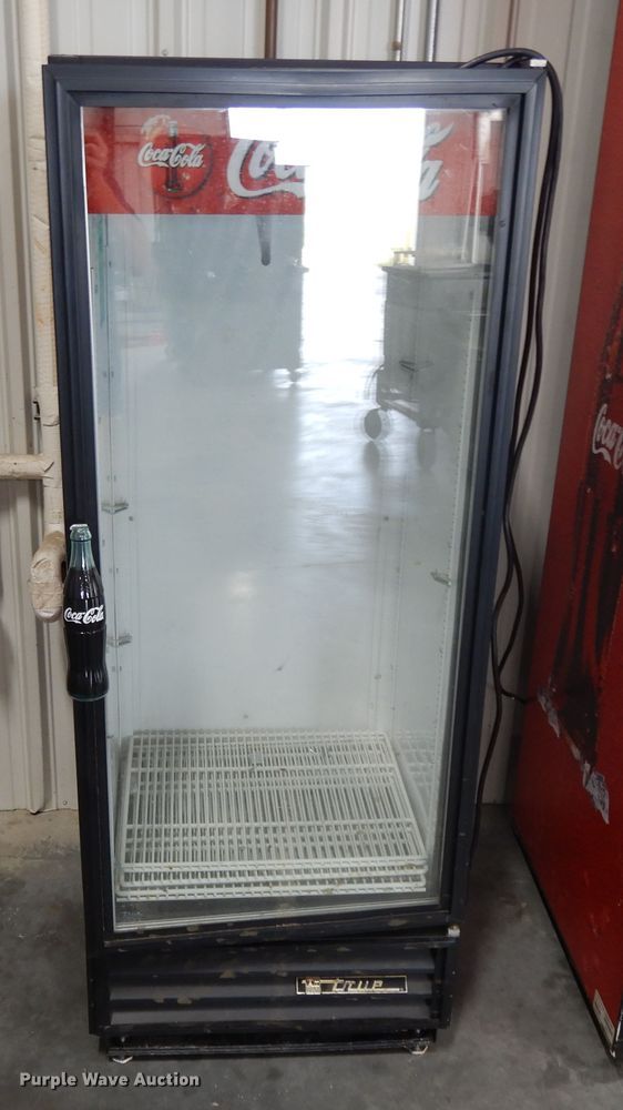 image for item DF5158 (2) True refrigerators