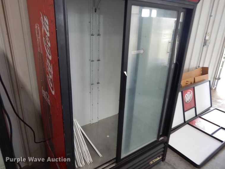 image for item DF5158 (2) True refrigerators