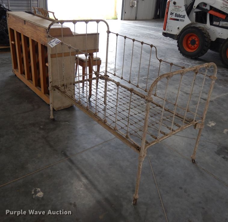 image for item DF5161 Wurlitzer piano