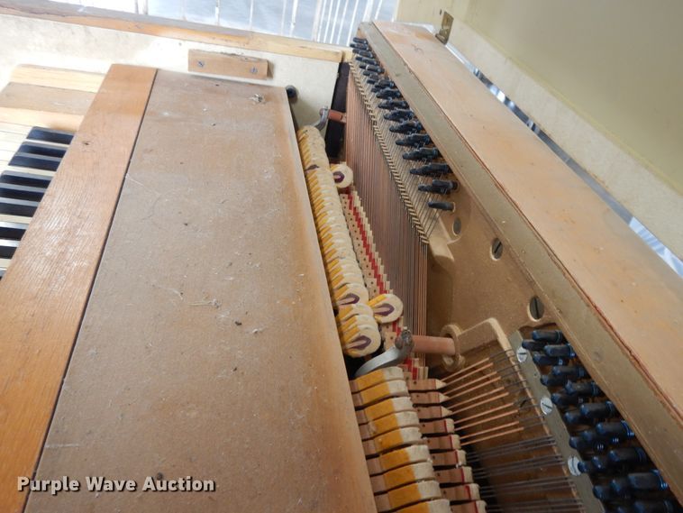 image for item DF5161 Wurlitzer piano