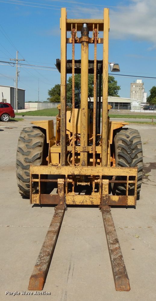 image for item DF5181 Allis Chalmers 705D forklift